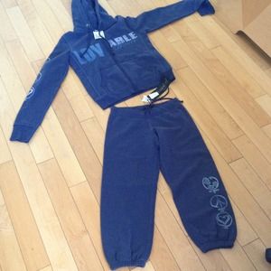BUNDLEBRANDNEW with tags sweater and sweats outfit
