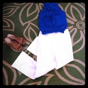 💥Sold in bundle💥Ruffle blue top
