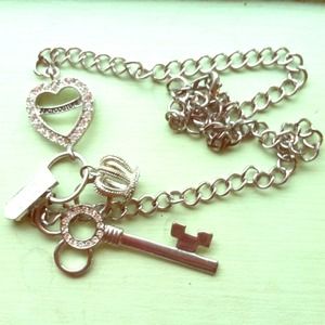 Juicy couture chain necklace