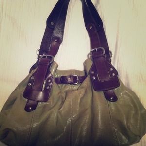 ✂️Green✂️ TANO leather purse