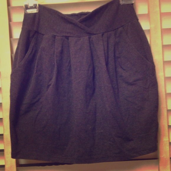 Grey mini tulip skirt silence & noise