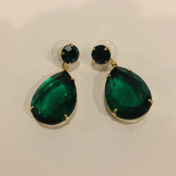 ***Sold as a bundle***Gorgeous earrings
