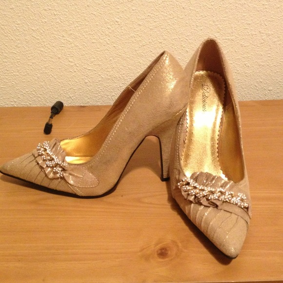 Gold Pointed Toe Pumps