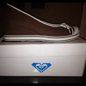 Holding for @keturahlee2 until Fri. 9am PST. $23