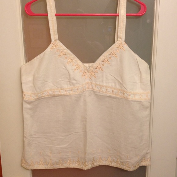 Embroidered Old Navy Tank Top, size XL