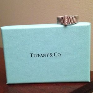 Treat YOURSELF!  Authentic Tiffany Ring - Size 7