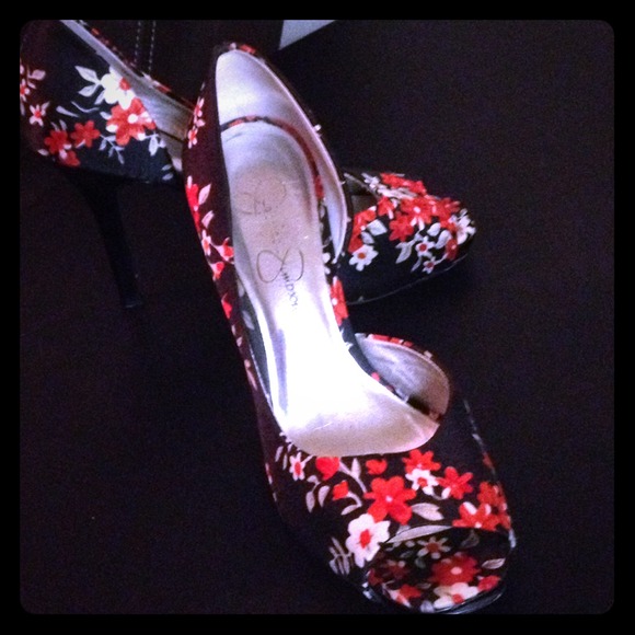 ❌SOLD❌Jessica Simpson Pumps