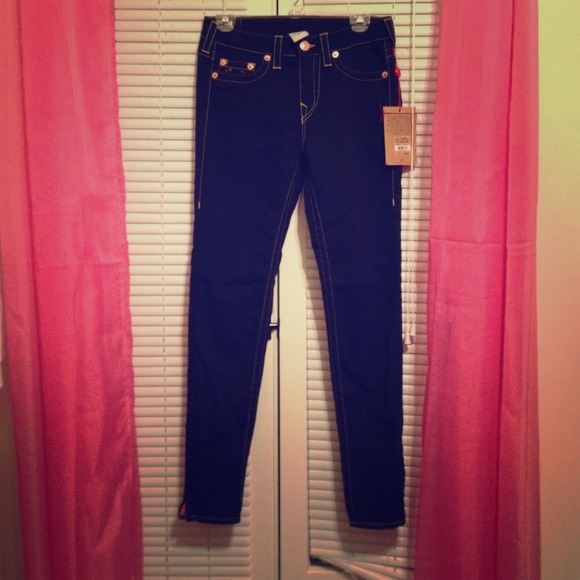 True Religion Denim - NWT True Religion skinny jeans!! 💜REDUCED AGAIN💜