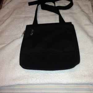 Cross body purse w/adjustable strap