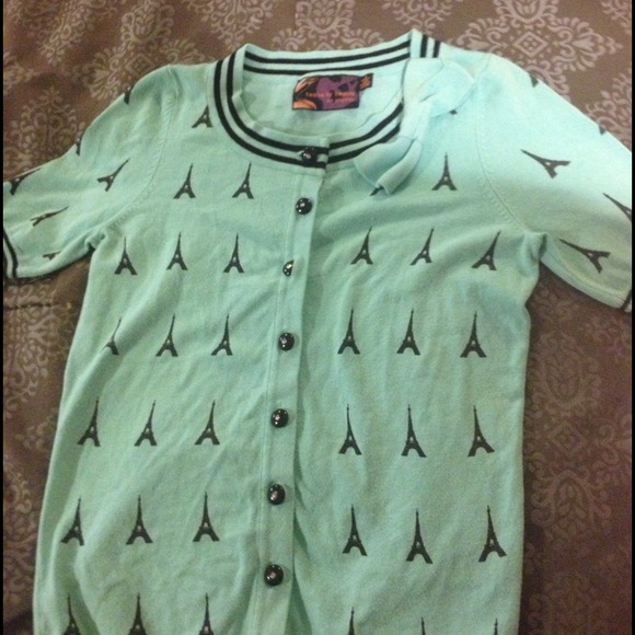 Sweater shirt