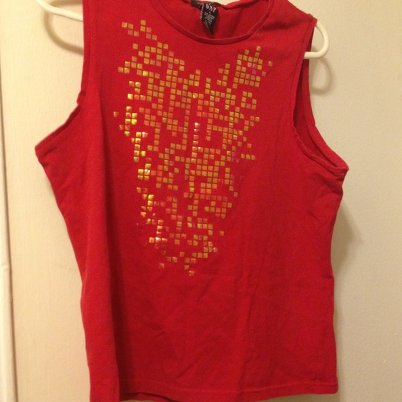 Sleeveless summer blouse