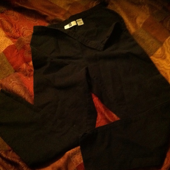 Gap black pants. - Picture 2 of 2