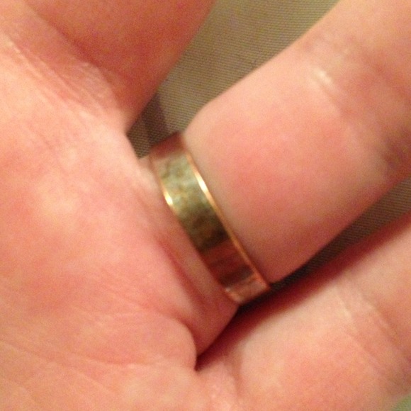 Elephant ring - Picture 3 of 3