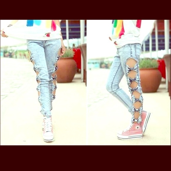 🌟SOLD🌟Jeans with bows