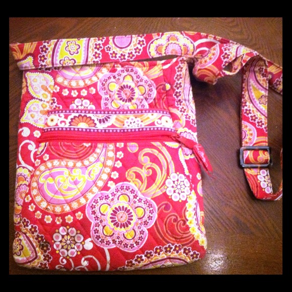 Vera Bradley cross body