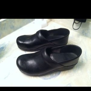 DANSKO women's shoes size 40