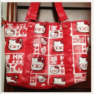 Hello kitty purse