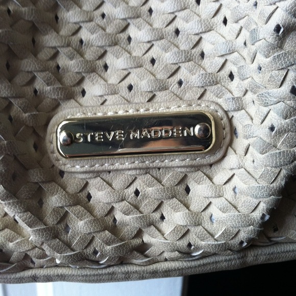🎁🎉SOLD!!!🎉🎉🎁⭐Reduced⭐Steve Madden purse - Picture 3 of 4