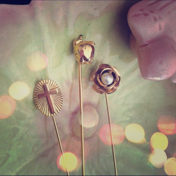Bundled &Sold***3 Vintage Pins