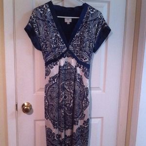 Navy/white print dress