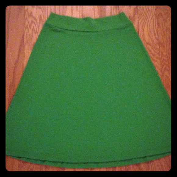 BUNDLE - Susana Monaco Skirt & Cashmere Sweater