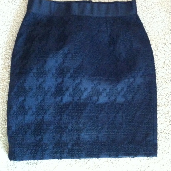 SOLD!!!!! Black skirt