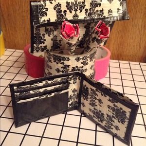 Wallet pouch n 2 pen Set