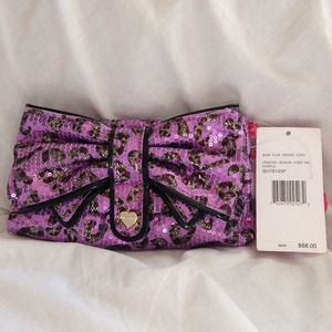 **reserved @glitz_n_glamour**