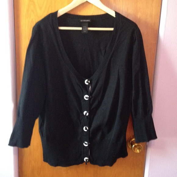 SOLD Lane Bryant 3/4 Sleeve Black Cardy Size 22/24