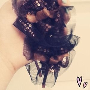 ⭐aDorable ruffle headband⭐