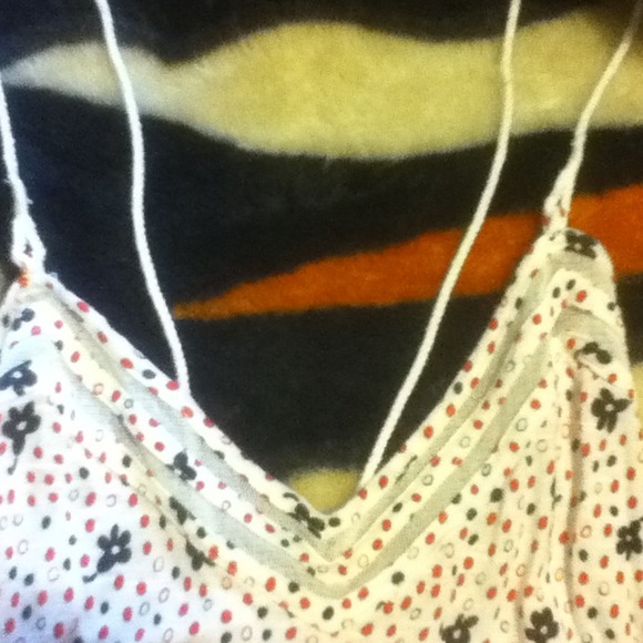 Small tee - Picture 3 of 4