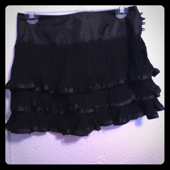 Fun black skirt