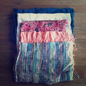 Scarf bundle!!! HOLD FOR REAGHAN