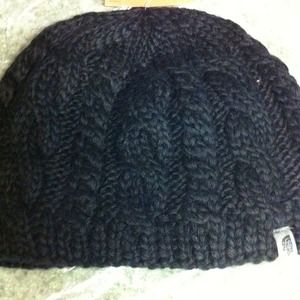TNF Black Cable Knit Skullie