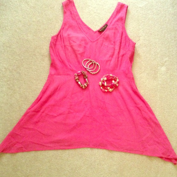 🌟SOLD🌟Fun Pink Tank