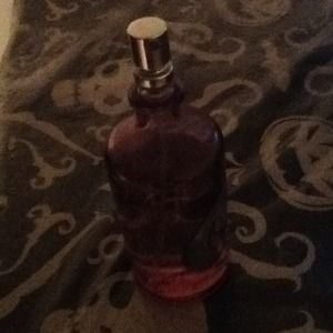 Curve perfume used
