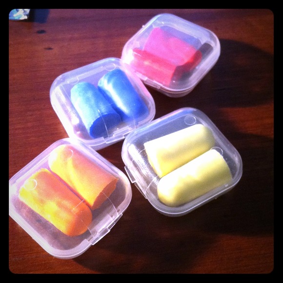 Four earplugs NWOT