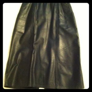 Black Leather Skirt & side pockets,Neiman Marcus