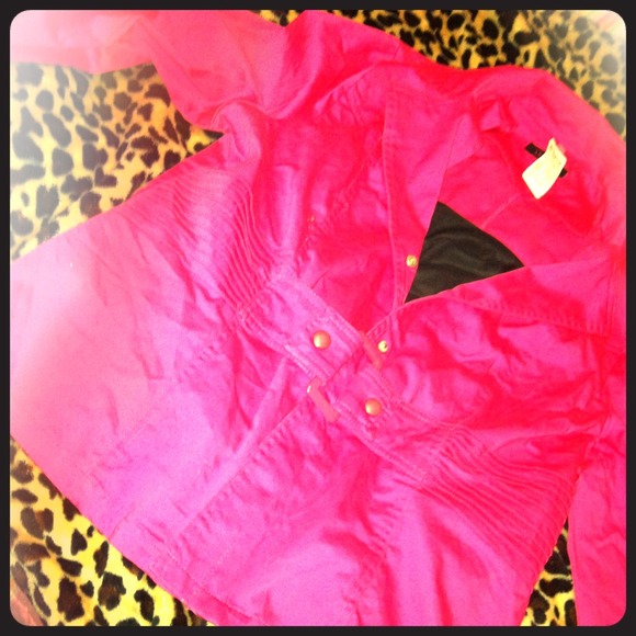 Pink jacket. Size XL, very versatile. NWT.