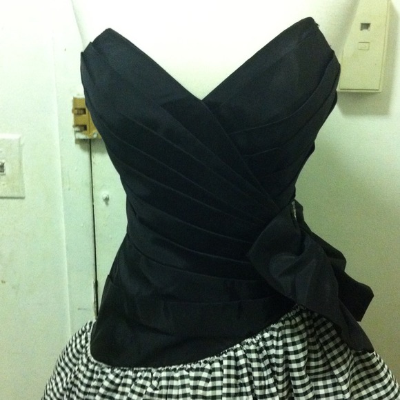❌sold❌Vintage dress - Picture 4 of 4
