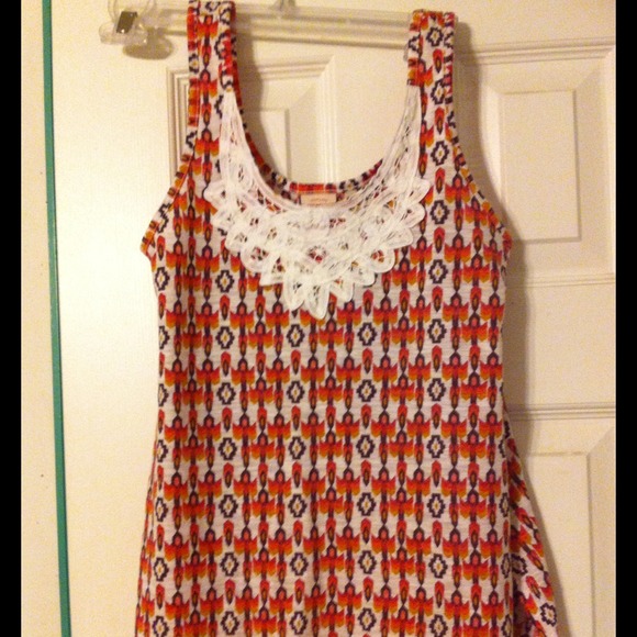 🌈2 items $10! Like new XS cute comfy tank shirt