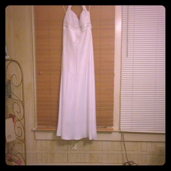 Wedding dress