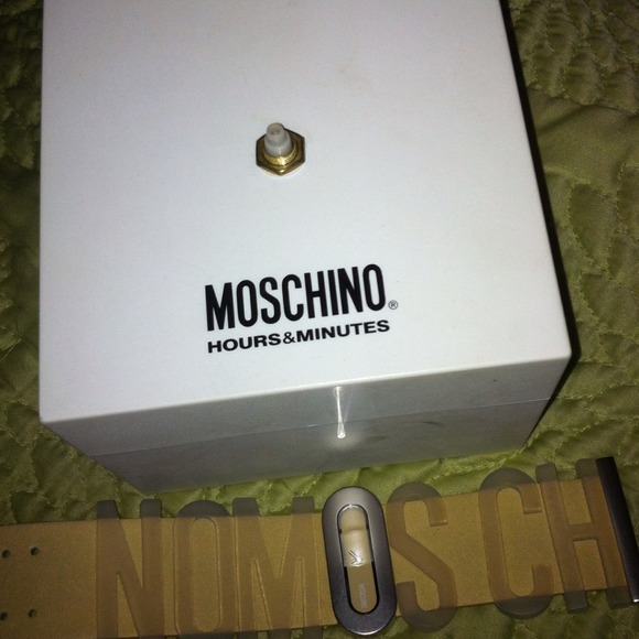 SOLD - Picture 3 of 4