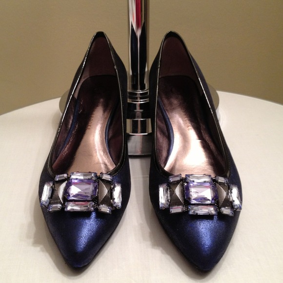 Brand New!! Audrey Brooke flats Size 7