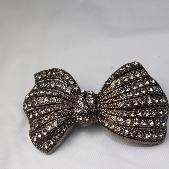 Bow Barrette - Picture 1 of 2