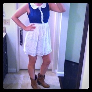 Peter Pan collared dress