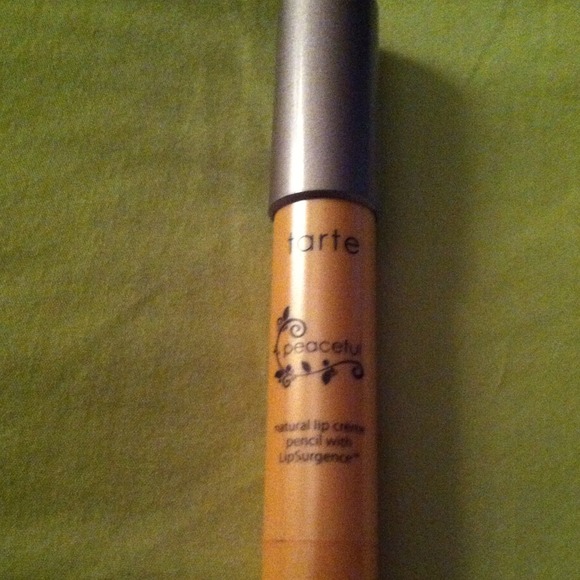 **TRADED ** Tarte new w/o box natural lip creme
