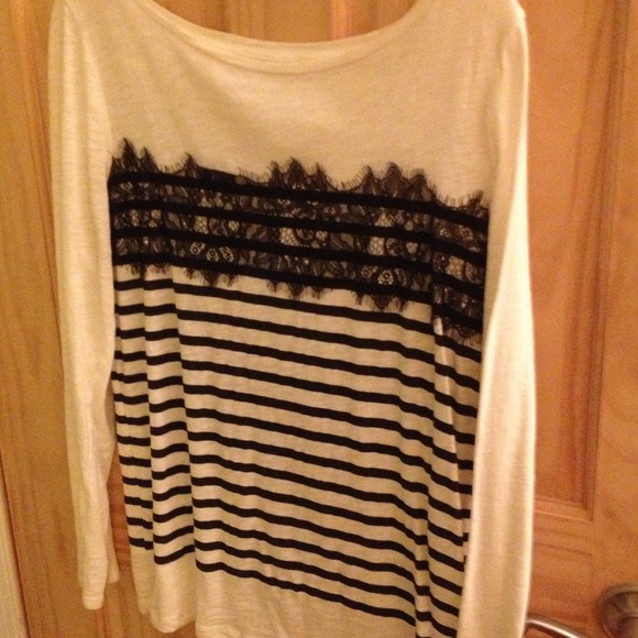 Long sleeve tee