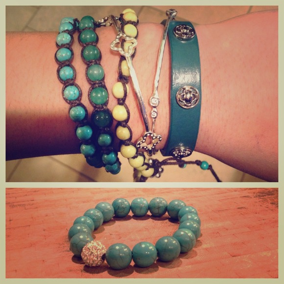 Stella and dot Bundle