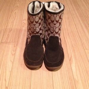 authentic coach boots with fur